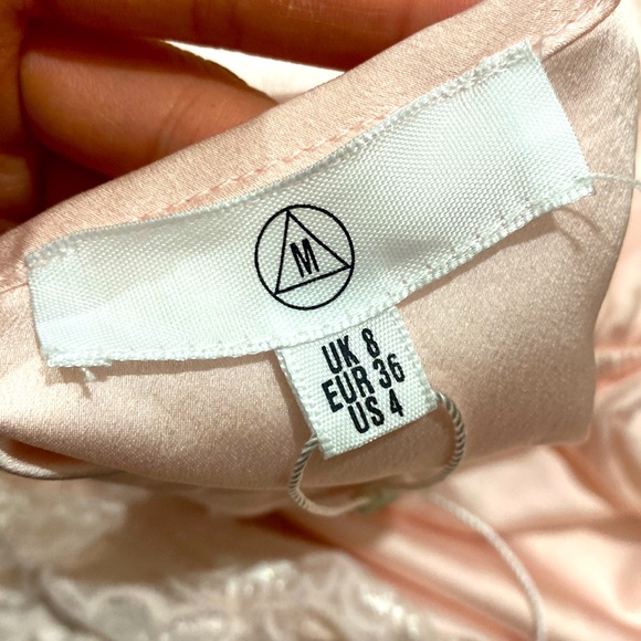 Missguided Lace satin Teddy in Pastel Pink - Picture 7 of 7